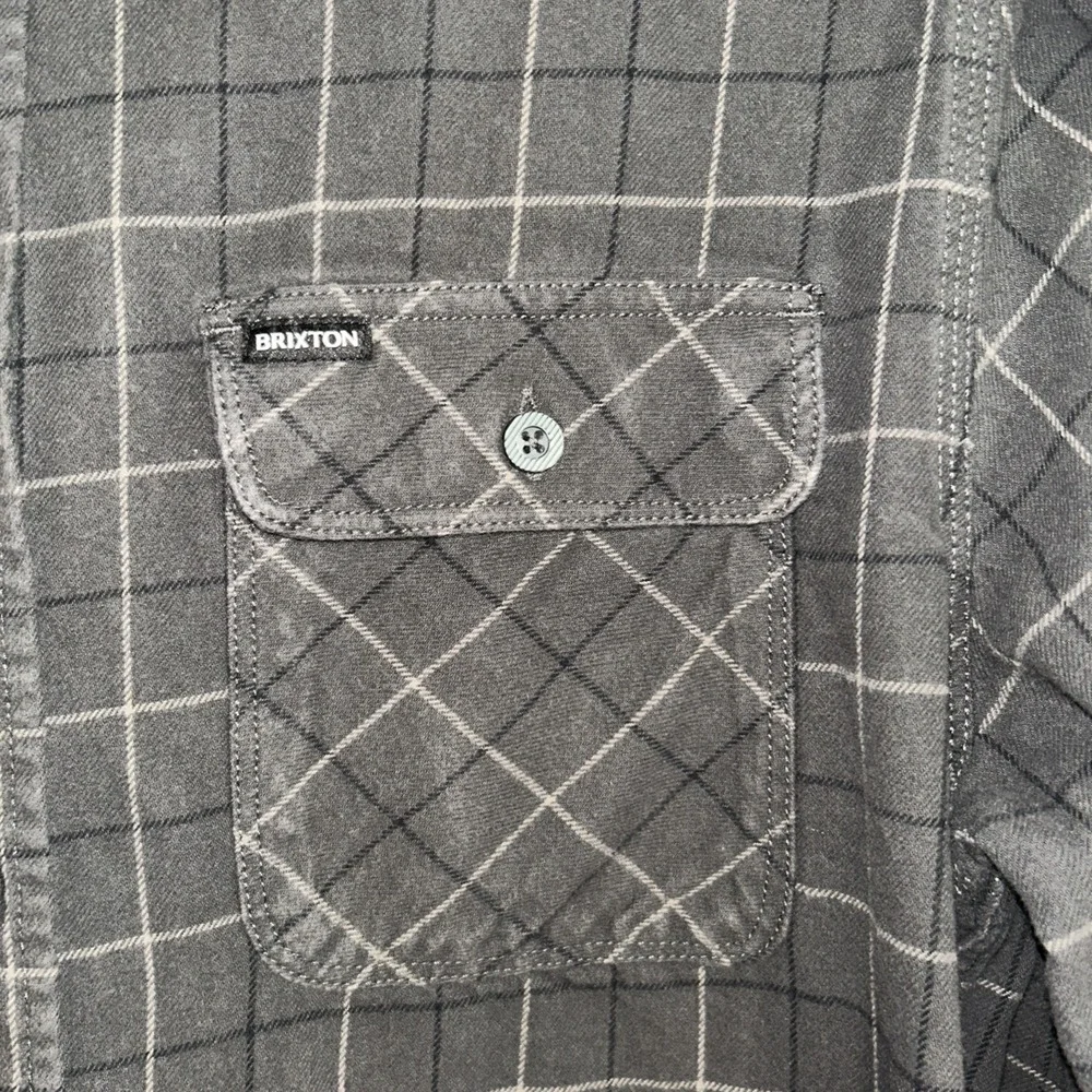 Brixton Men's Large Standard Fit/Bowery Long Sleeve Gray Black Plaid - Picture 3 of 6